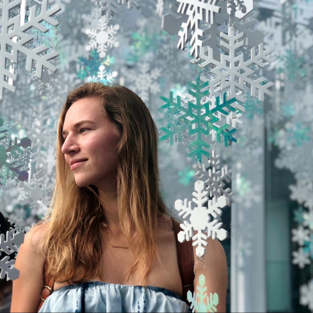 Meet your Posher, Olivia